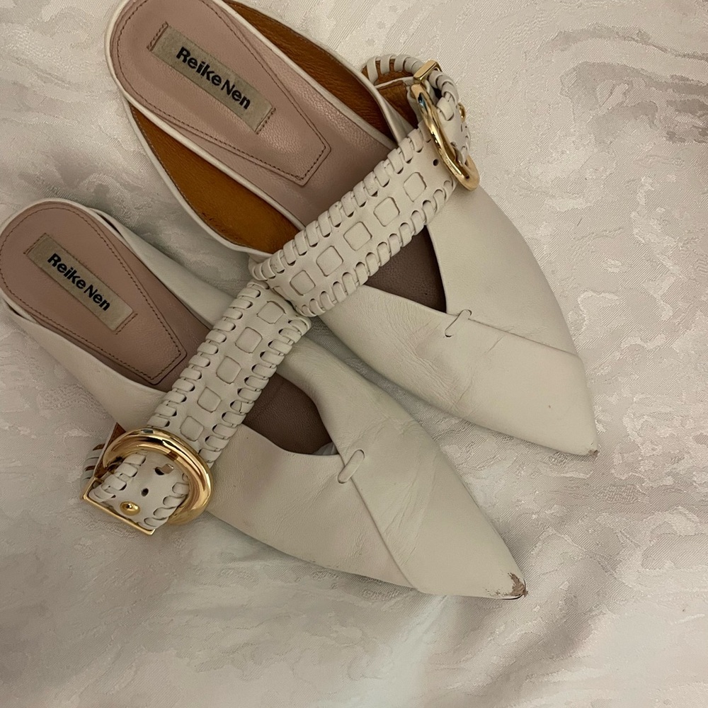 Reike Nen Women's Shoes with Gold Buckle